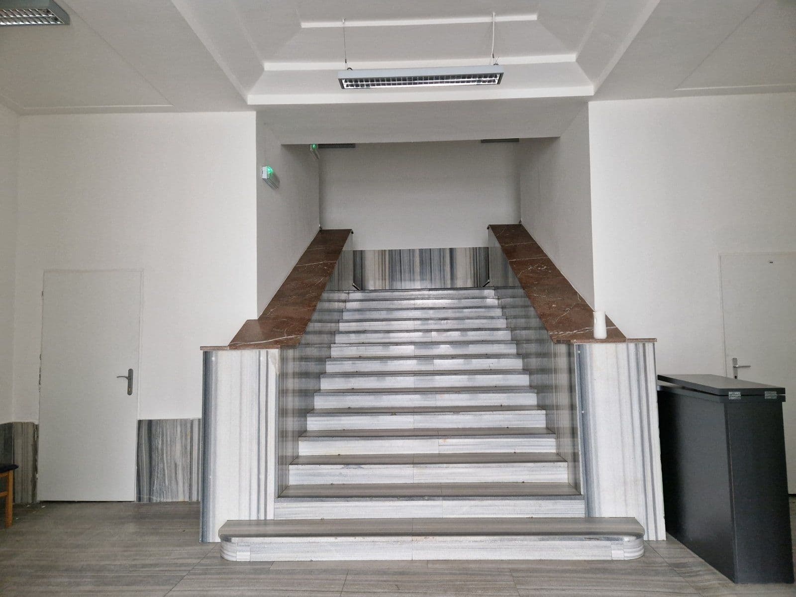 Pronájem nebytového prostoru 30 m², Hlavní třída, Havířov, Moravskoslezský kraj Pronájem nebytového prostoru 30 m², Hlavní třída, Havířov, Moravskoslezský kraj