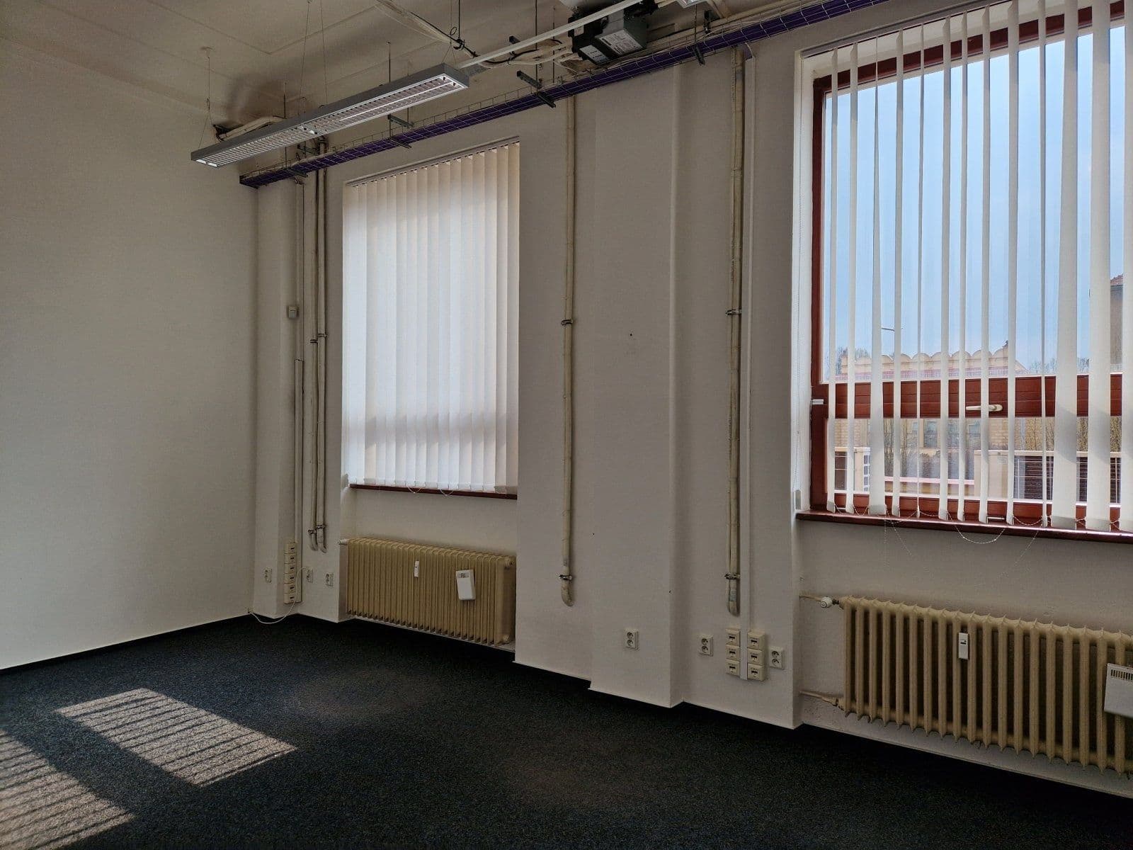 Pronájem nebytového prostoru 30 m², Hlavní třída, Havířov, Moravskoslezský kraj Pronájem nebytového prostoru 30 m², Hlavní třída, Havířov, Moravskoslezský kraj