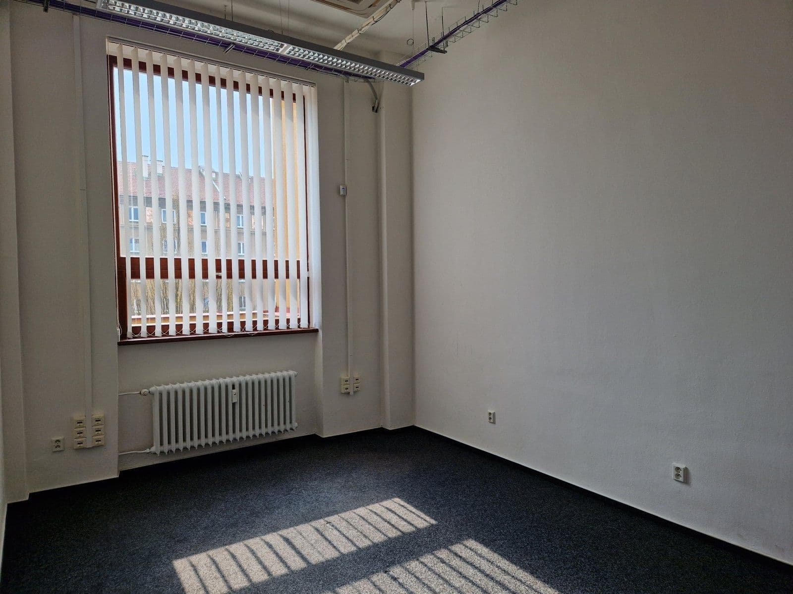 Pronájem nebytového prostoru 30 m², Hlavní třída, Havířov, Moravskoslezský kraj Pronájem nebytového prostoru 30 m², Hlavní třída, Havířov, Moravskoslezský kraj