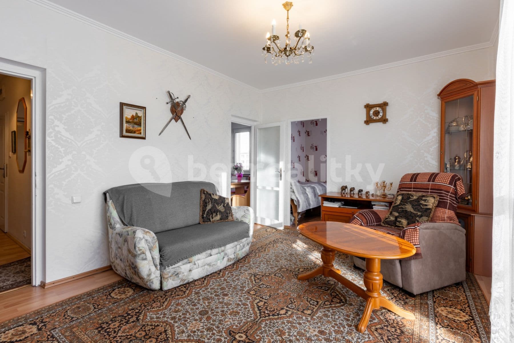 Pronájem bytu 3+1 63 m², Krymská, Karlovy Vary, Karlovarský kraj Pronájem bytu 3+1 63 m², Krymská, Karlovy Vary, Karlovarský kraj