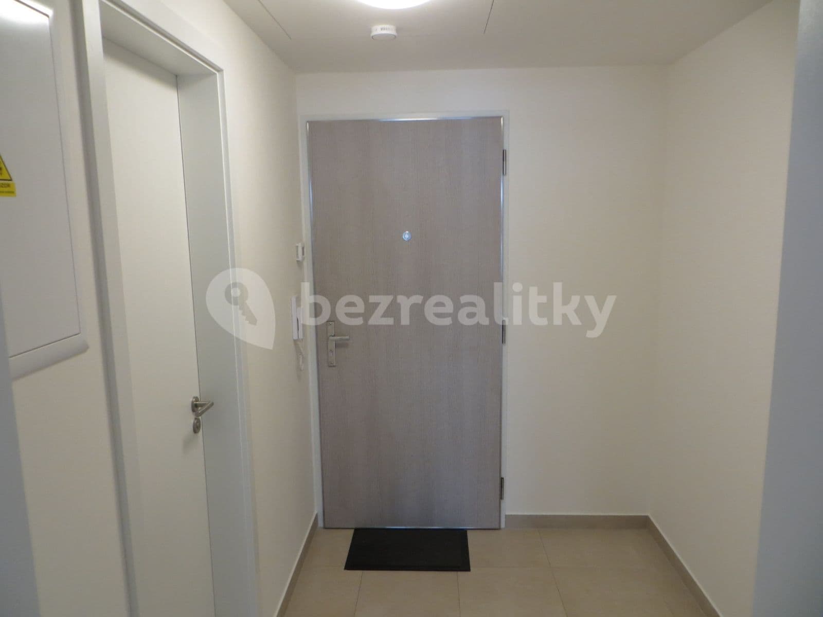 Pronájem bytu 1+kk 32 m², Poděbradská, Praha, Praha Pronájem bytu 1+kk 32 m², Poděbradská, Praha, Praha
