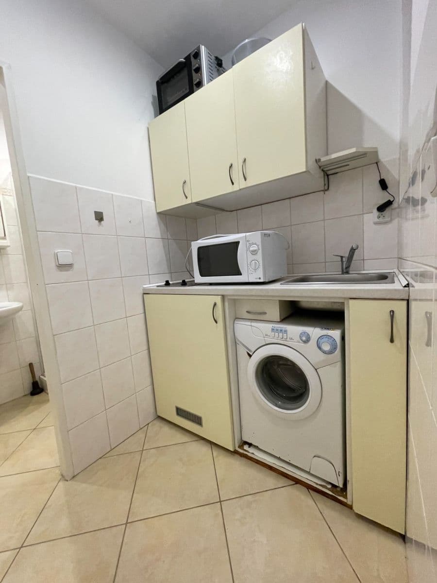 Pronájem bytu 1+1 34 m², Střední, Brno, Jihomoravský kraj Pronájem bytu 1+1 34 m², Střední, Brno, Jihomoravský kraj