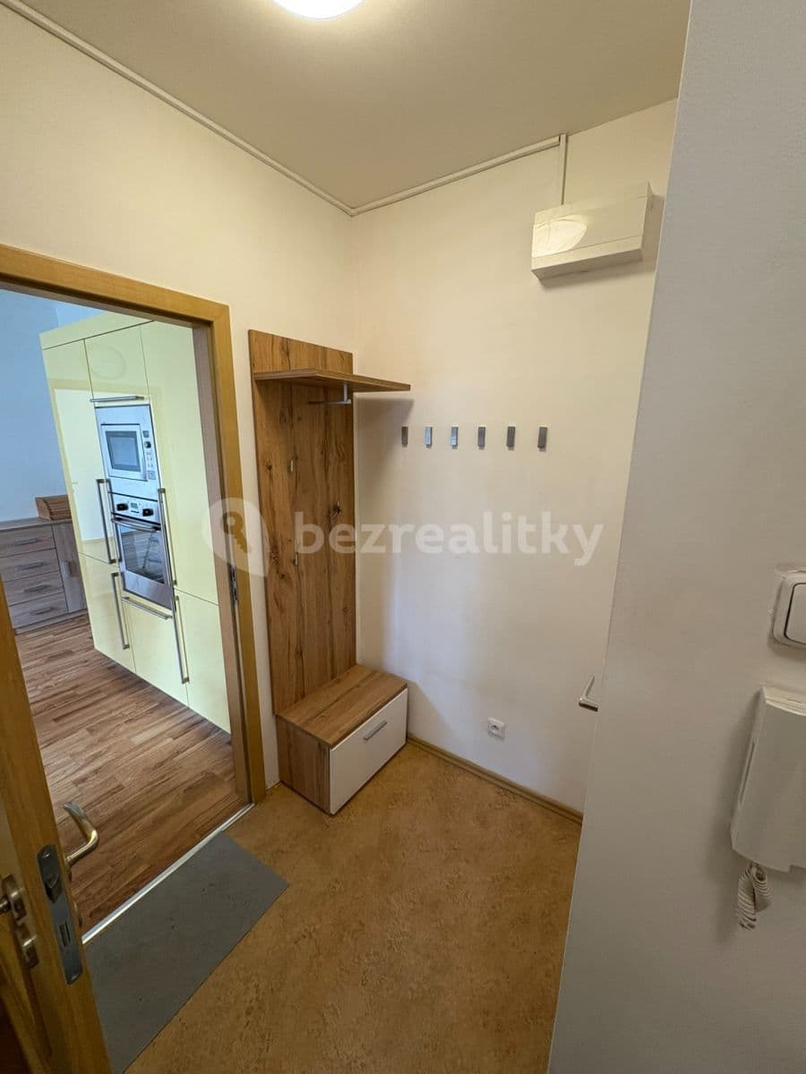 Pronájem bytu 2+1 62 m², náměstí Josefa Machka, Praha, Praha Pronájem bytu 2+1 62 m², náměstí Josefa Machka, Praha, Praha