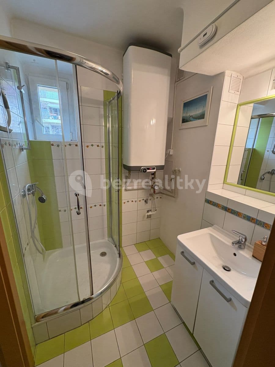 Pronájem bytu 2+1 62 m², náměstí Josefa Machka, Praha, Praha Pronájem bytu 2+1 62 m², náměstí Josefa Machka, Praha, Praha