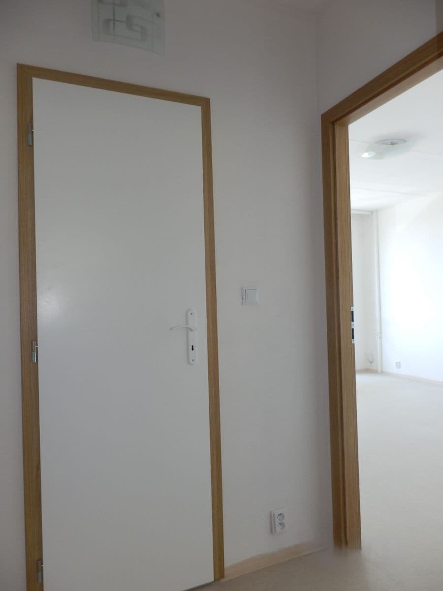 Pronájem bytu 1+1 32 m², Kaplická, Praha, Praha Pronájem bytu 1+1 32 m², Kaplická, Praha, Praha