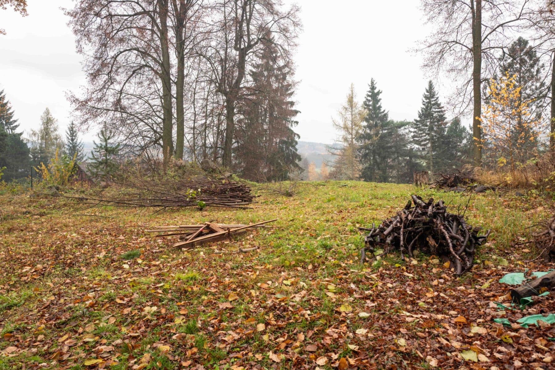 Prodej pozemku 2.522 m², Šemnice, Karlovarský kraj Prodej pozemku 2.522 m², Šemnice, Karlovarský kraj