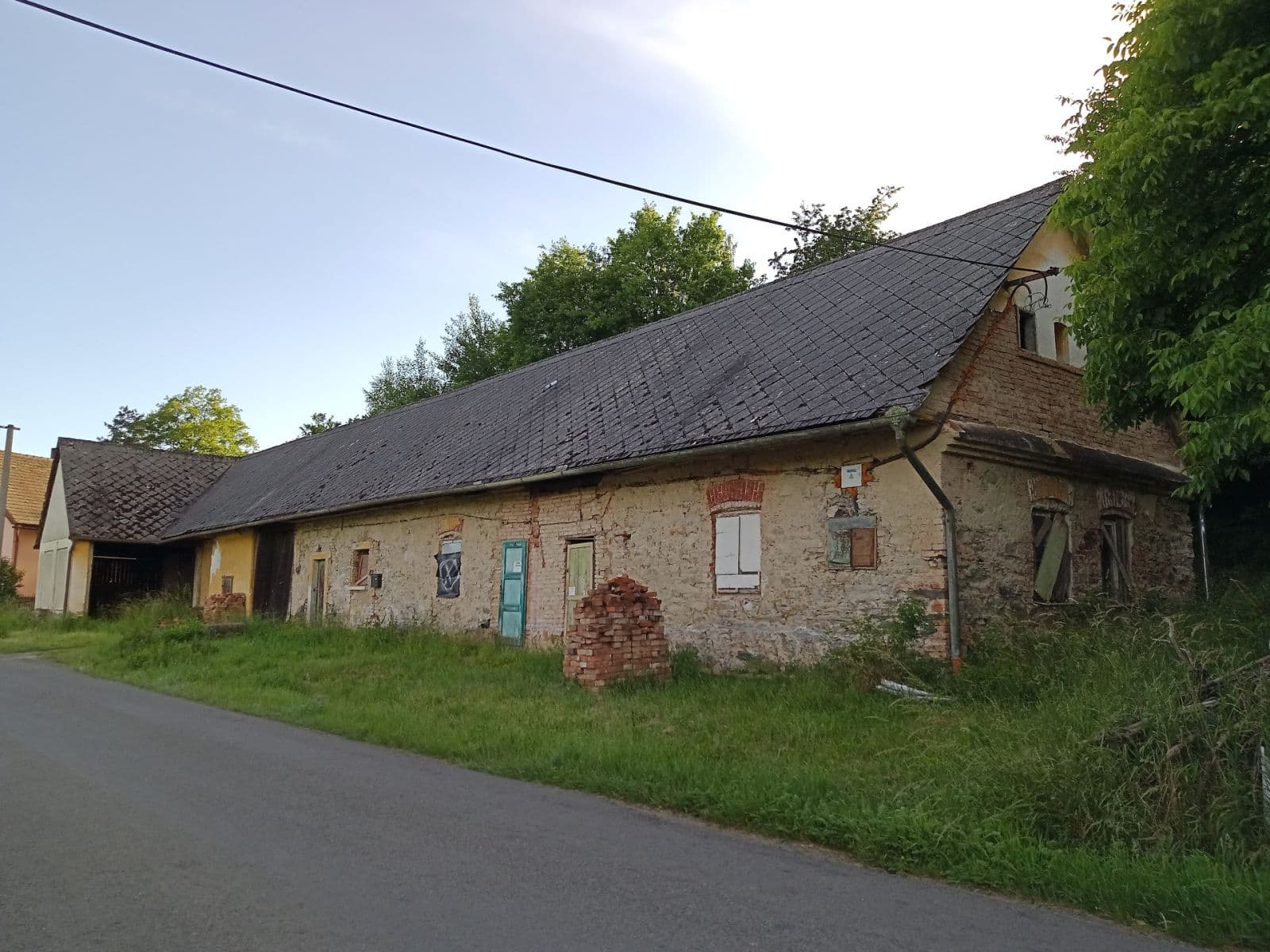Prodej domu 90 m², pozemek 1.381 m², Srby, Plzeňský kraj Prodej domu 90 m², pozemek 1.381 m², Srby, Plzeňský kraj