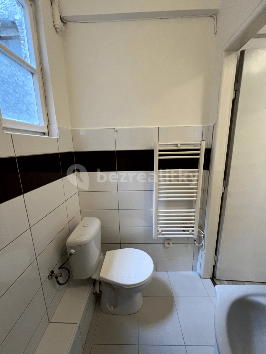 Pronájem bytu 1+kk 25 m², Dačického, Praha, Praha Pronájem bytu 1+kk 25 m², Dačického, Praha, Praha