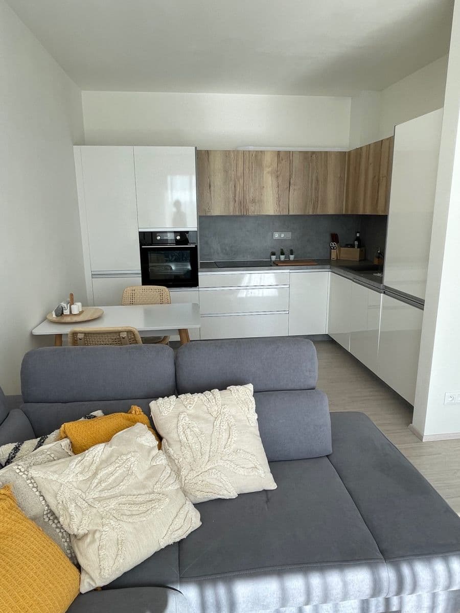 Pronájem bytu 2+kk 60 m², U Škol, Bučovice, Jihomoravský kraj Pronájem bytu 2+kk 60 m², U Škol, Bučovice, Jihomoravský kraj