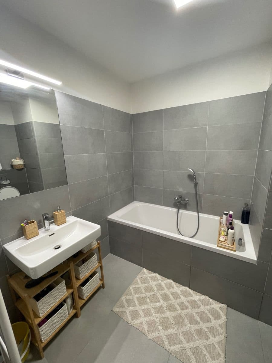 Pronájem bytu 2+kk 60 m², U Škol, Bučovice, Jihomoravský kraj Pronájem bytu 2+kk 60 m², U Škol, Bučovice, Jihomoravský kraj