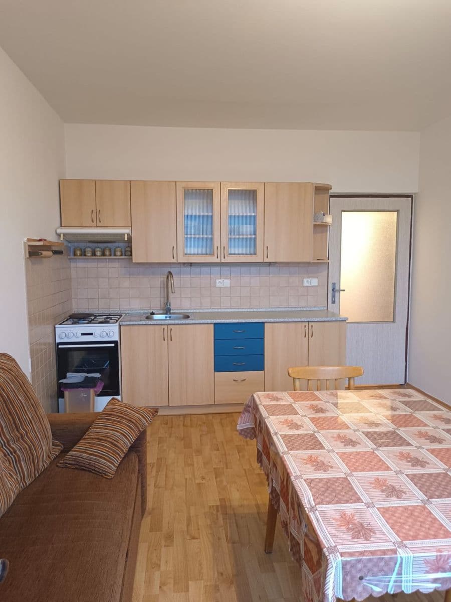 Pronájem bytu 2+kk 47 m², Durychova, Hradec Králové, Královéhradecký kraj Pronájem bytu 2+kk 47 m², Durychova, Hradec Králové, Královéhradecký kraj