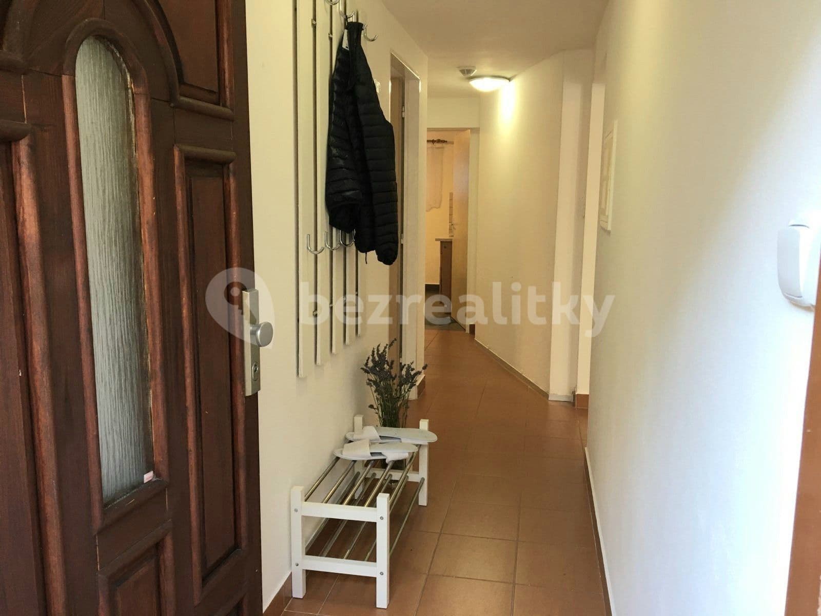 Pronájem bytu 2+1 45 m², Lebeděvova, Praha, Praha Pronájem bytu 2+1 45 m², Lebeděvova, Praha, Praha