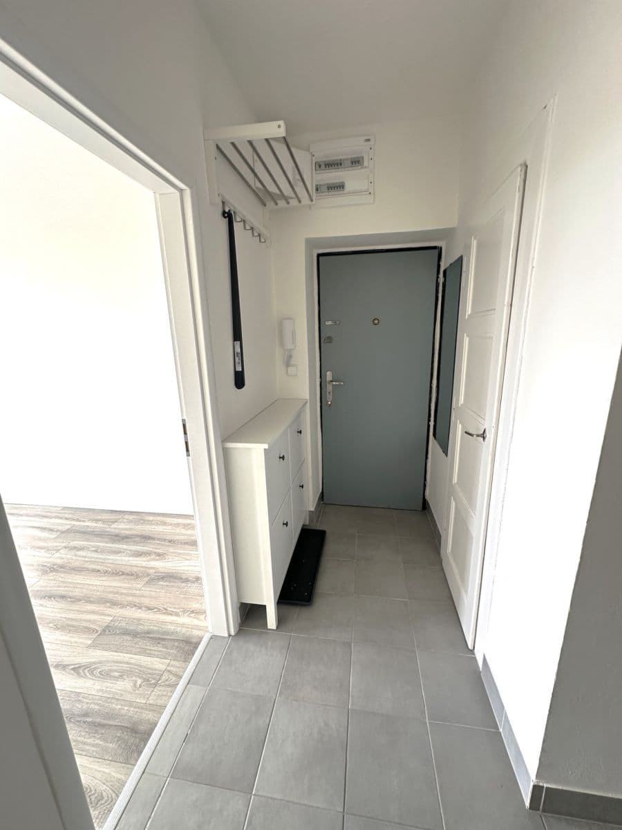 Pronájem bytu 3+kk 75 m², Pod Labuťkou, Praha, Praha Pronájem bytu 3+kk 75 m², Pod Labuťkou, Praha, Praha