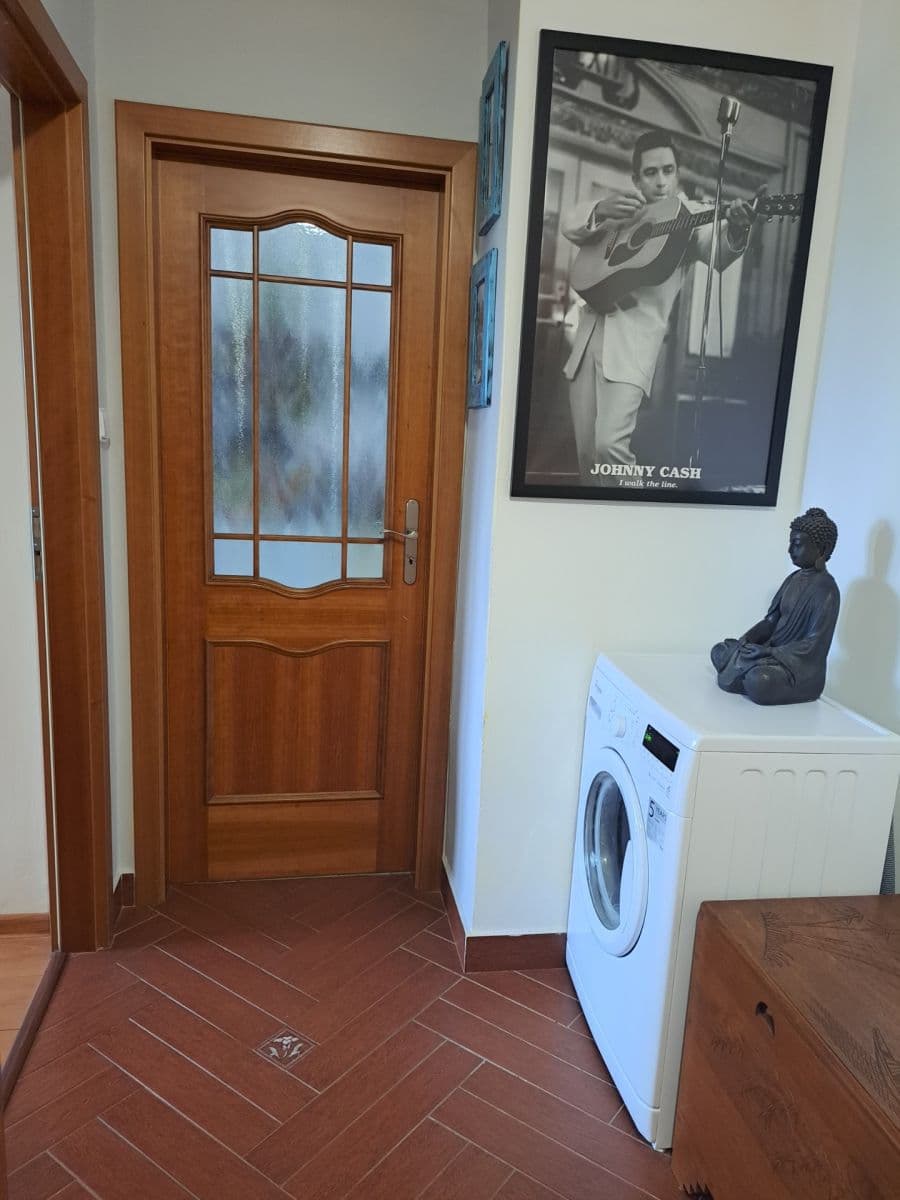 Pronájem bytu 2+1 60 m², Vrázova, Teplice, Ústecký kraj Pronájem bytu 2+1 60 m², Vrázova, Teplice, Ústecký kraj