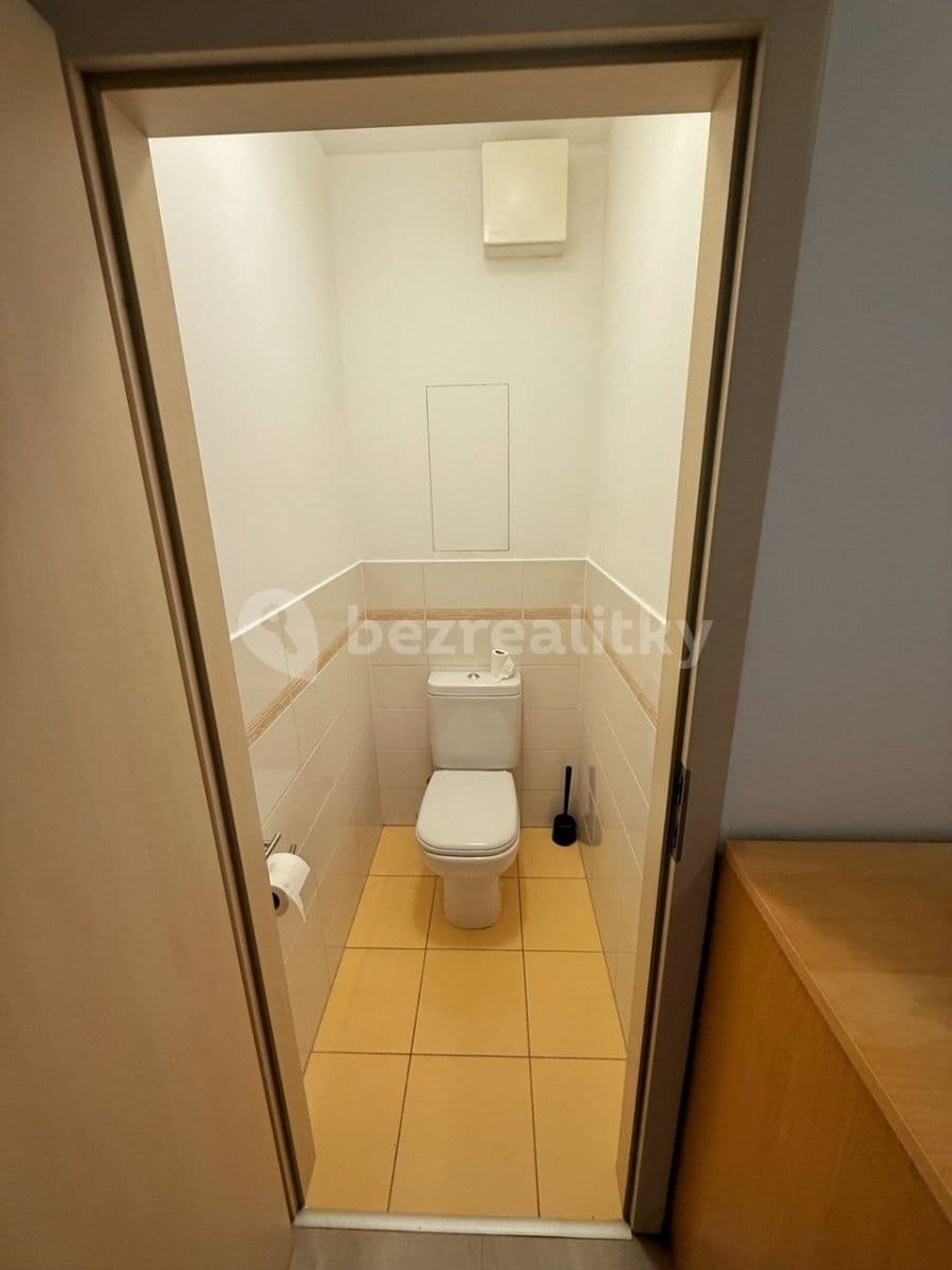 Pronájem bytu 1+kk 34 m², U Hostavického potoka, Praha, Praha Pronájem bytu 1+kk 34 m², U Hostavického potoka, Praha, Praha