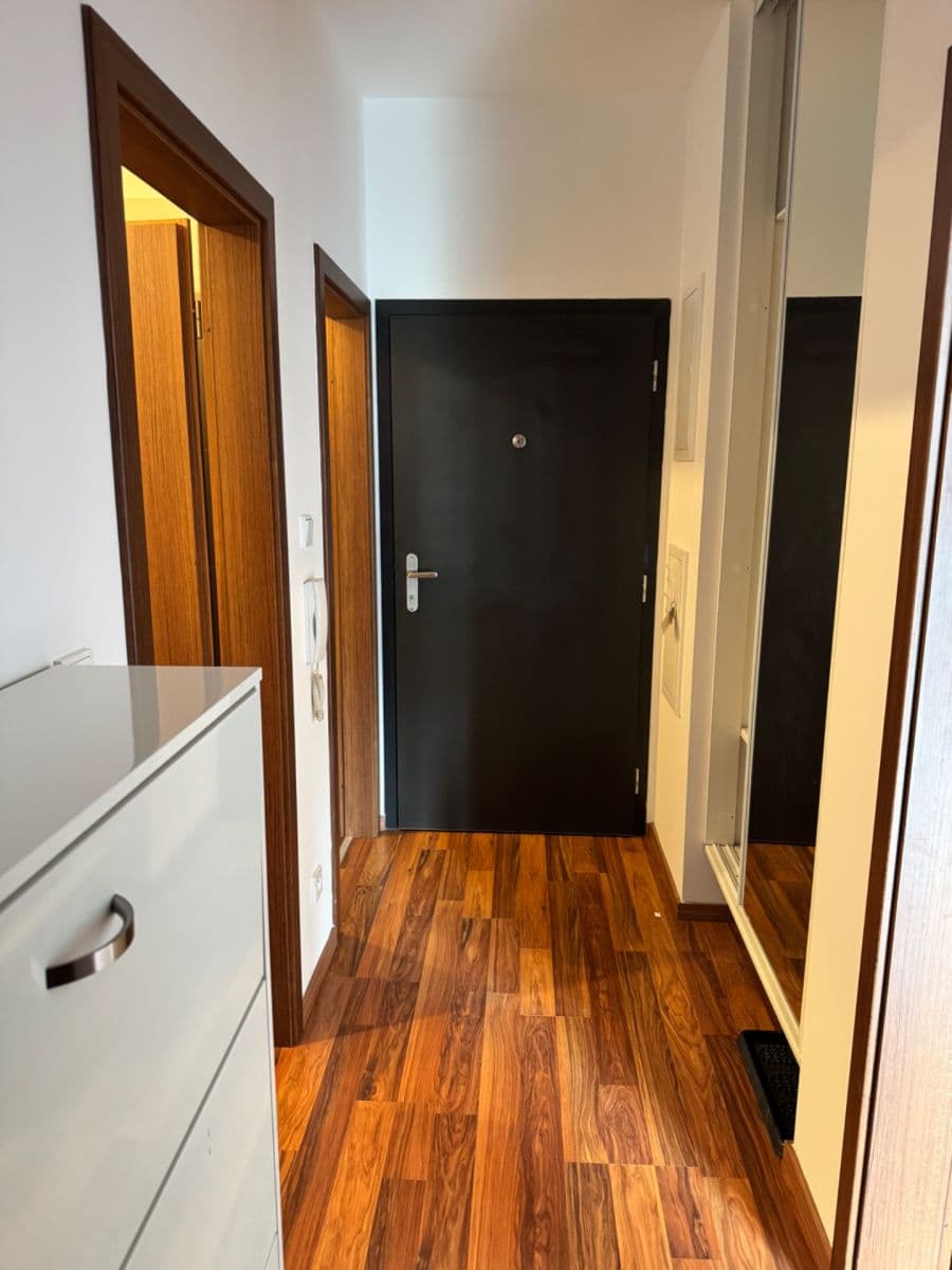 Pronájem bytu 2+kk 51 m², Počernická, Praha, Praha Pronájem bytu 2+kk 51 m², Počernická, Praha, Praha