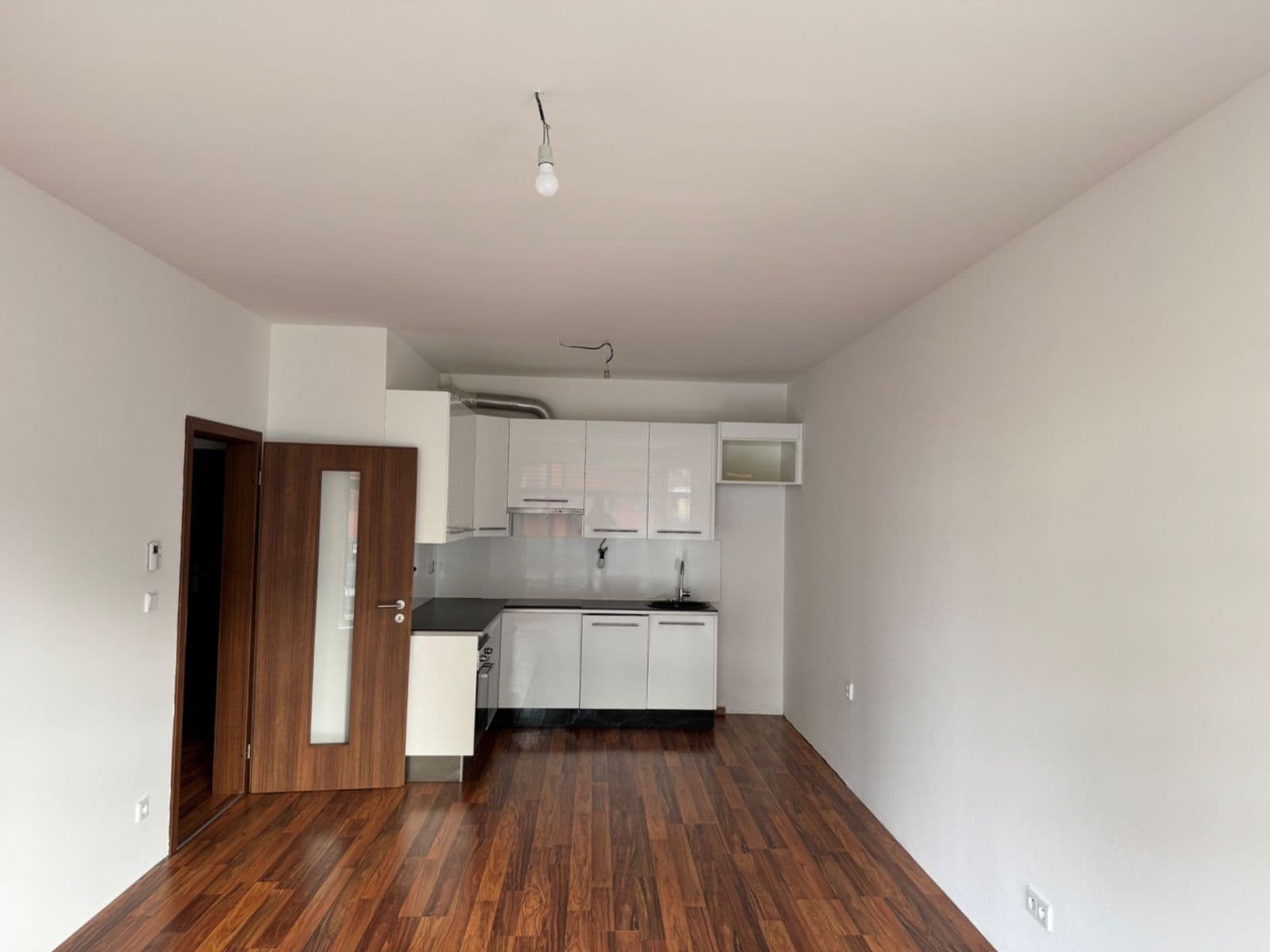 Pronájem bytu 2+kk 51 m², Počernická, Praha, Praha Pronájem bytu 2+kk 51 m², Počernická, Praha, Praha