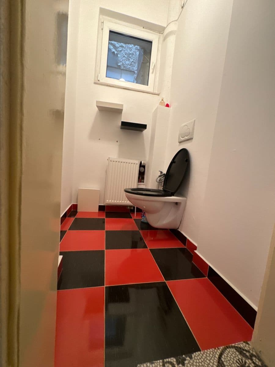 Pronájem bytu 2+kk 60 m², Římská, Praha, Praha Pronájem bytu 2+kk 60 m², Římská, Praha, Praha