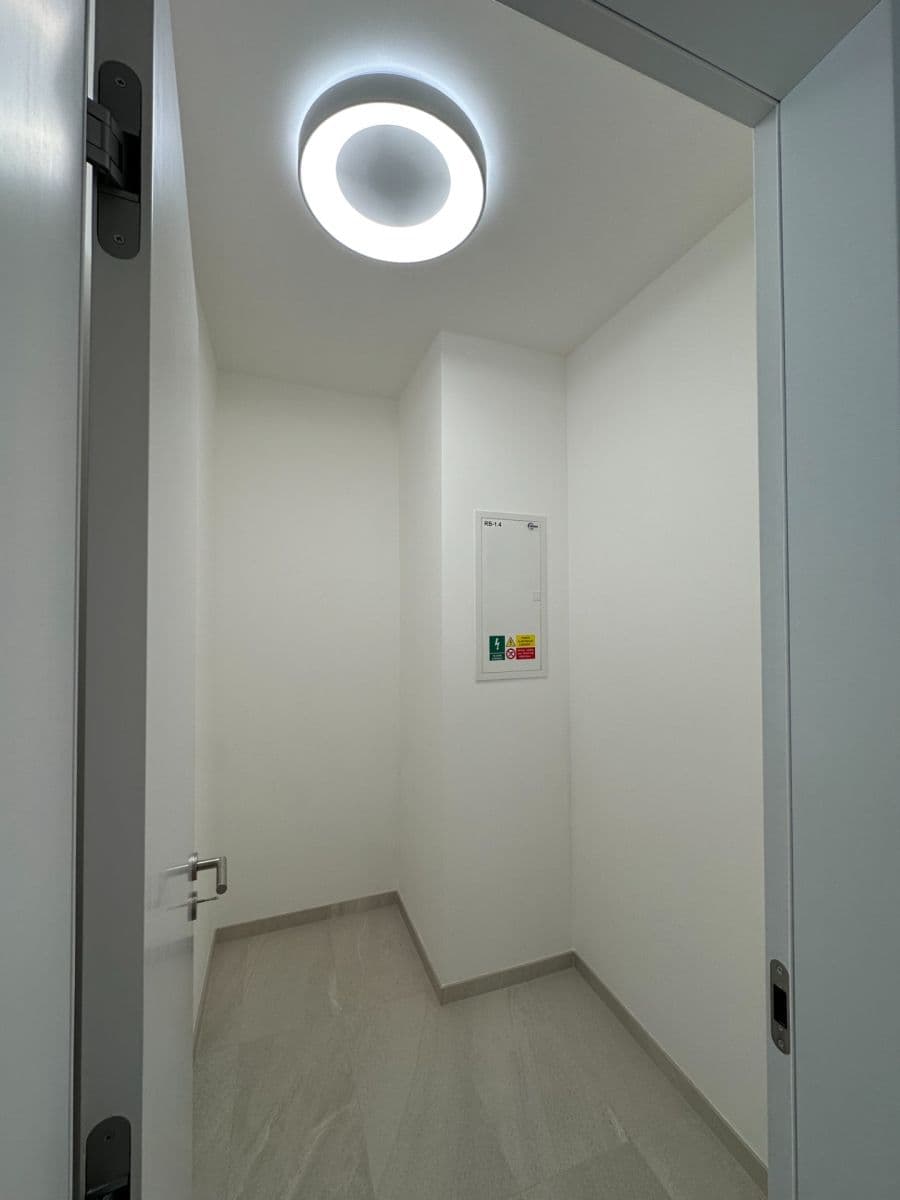 Pronájem bytu 2+kk 64 m², Závišova, Praha, Praha Pronájem bytu 2+kk 64 m², Závišova, Praha, Praha