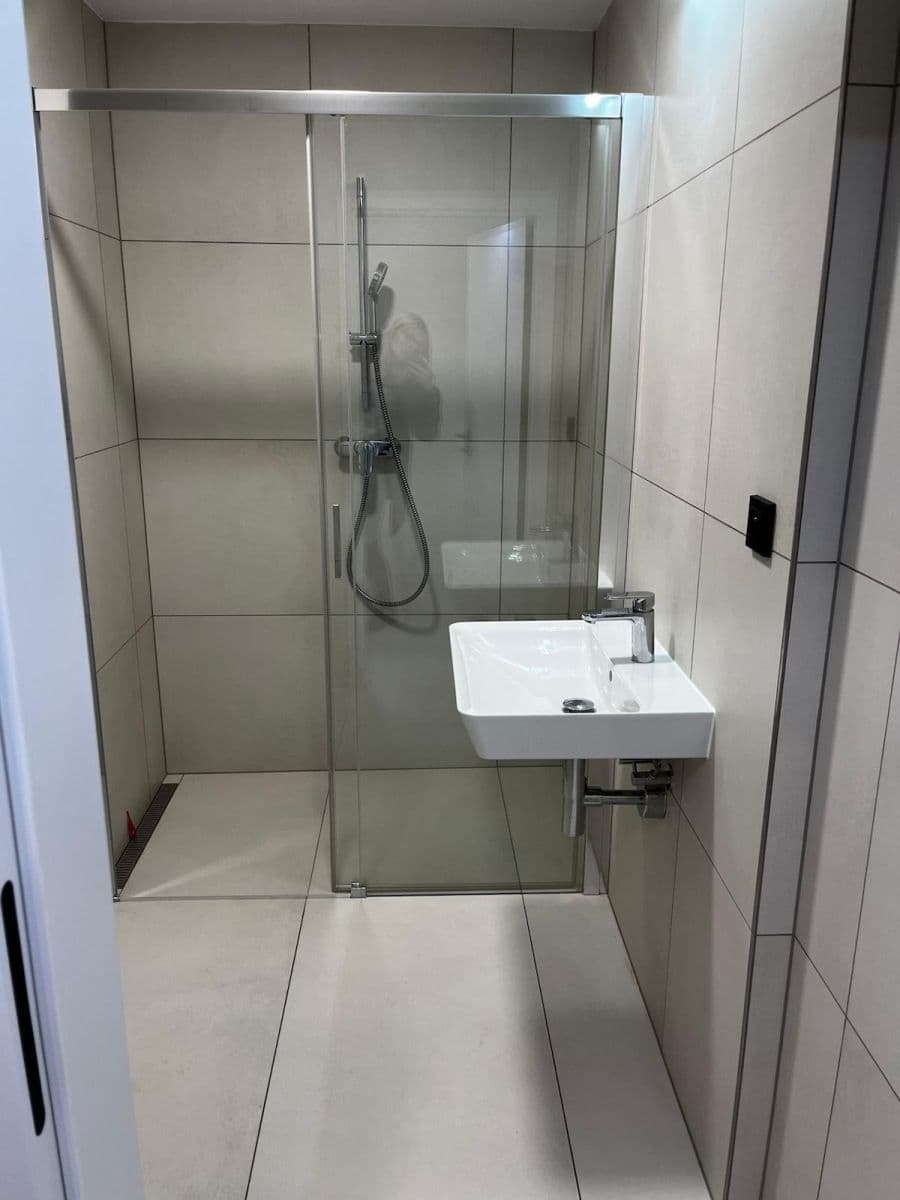 Pronájem bytu 1+kk 33 m², Krymská, Praha, Praha Pronájem bytu 1+kk 33 m², Krymská, Praha, Praha