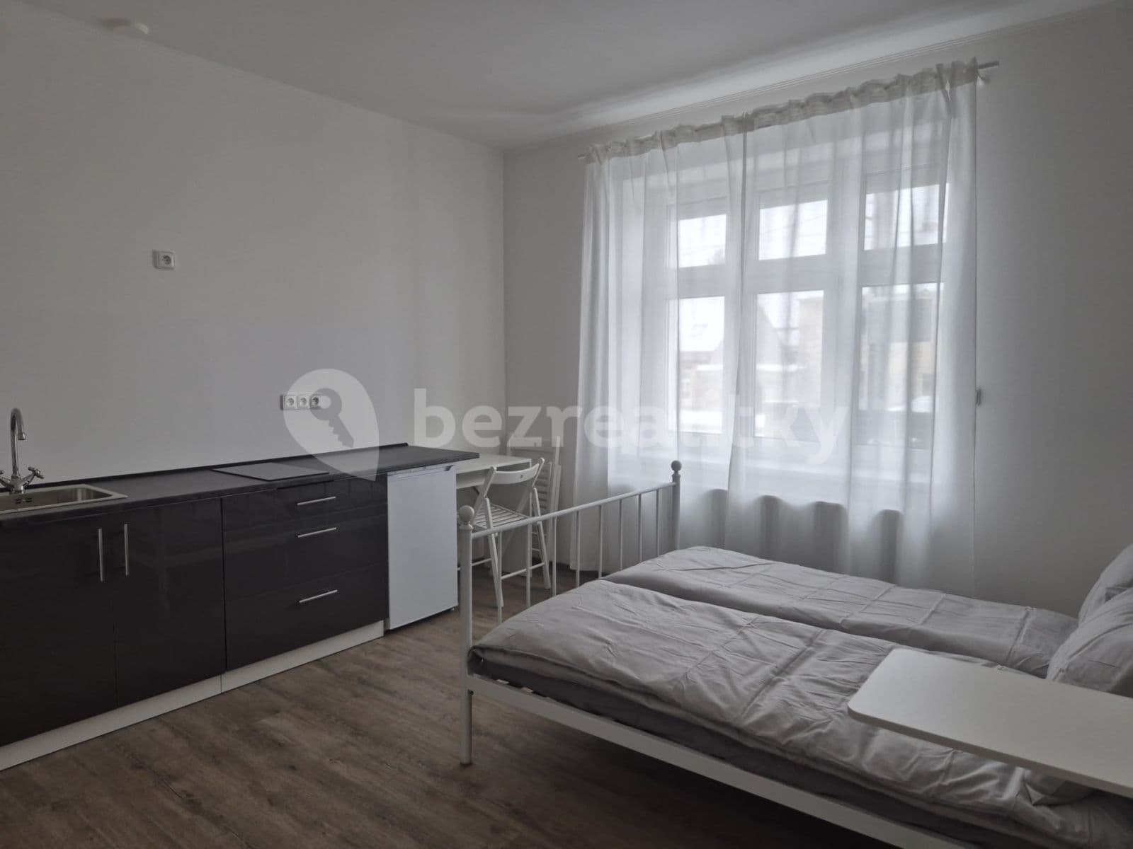 Pronájem bytu 1+kk 20 m², Bělohorská, Praha, Praha Pronájem bytu 1+kk 20 m², Bělohorská, Praha, Praha