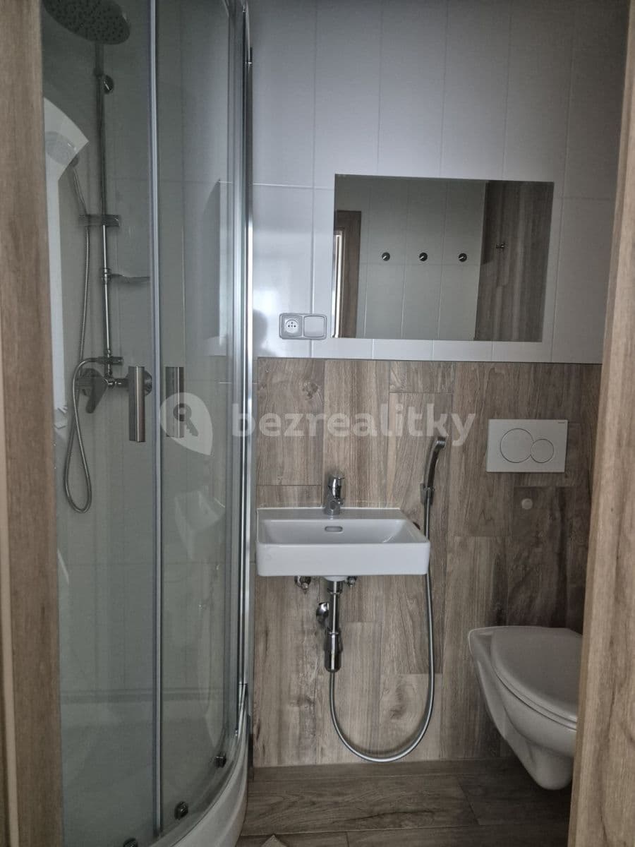 Pronájem bytu 1+kk 20 m², Bělohorská, Praha, Praha Pronájem bytu 1+kk 20 m², Bělohorská, Praha, Praha