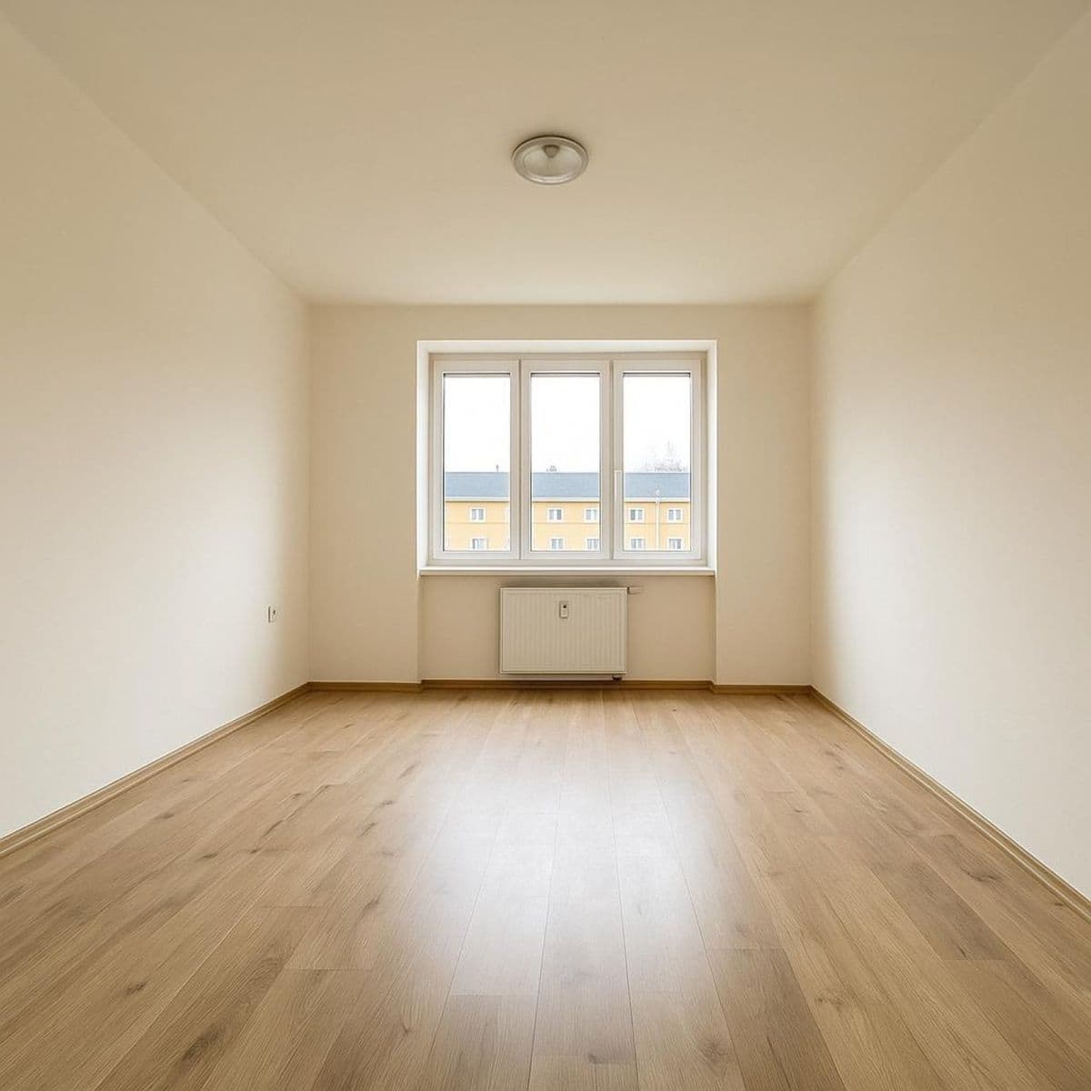 Pronájem bytu 2+1 55 m², Fučíkova, Karviná, Moravskoslezský kraj Pronájem bytu 2+1 55 m², Fučíkova, Karviná, Moravskoslezský kraj