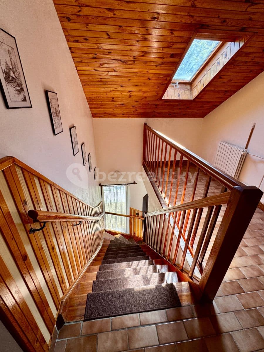 Prodej domu 202 m², pozemek 1.085 m², K Vodojemu, Klatovy, Plzeňský kraj Prodej domu 202 m², pozemek 1.085 m², K Vodojemu, Klatovy, Plzeňský kraj