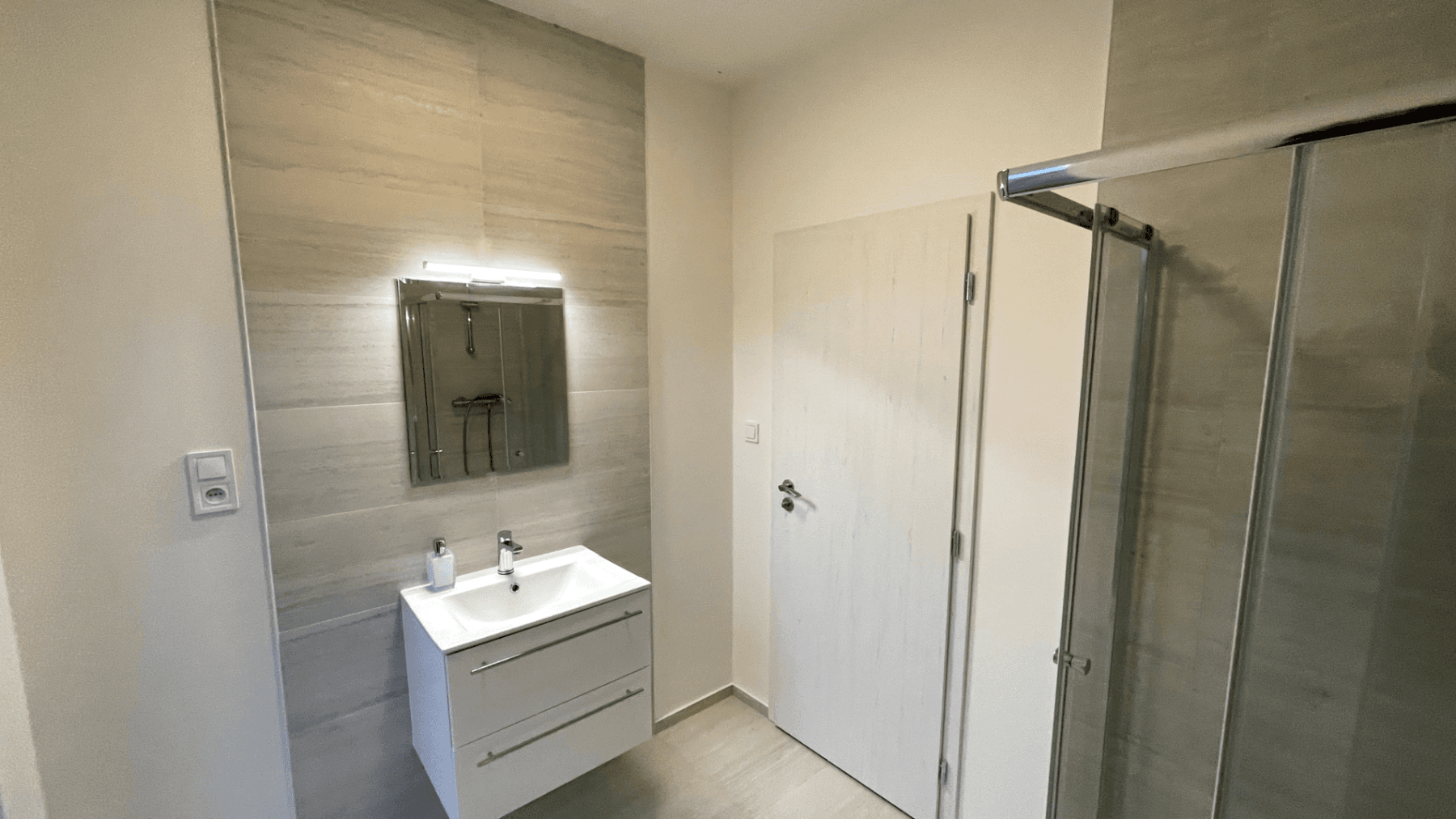 Pronájem domu 120 m², pozemek 700 m², Na Beránku Ⅱ, Ořech, Středočeský kraj Pronájem domu 120 m², pozemek 700 m², Na Beránku Ⅱ, Ořech, Středočeský kraj