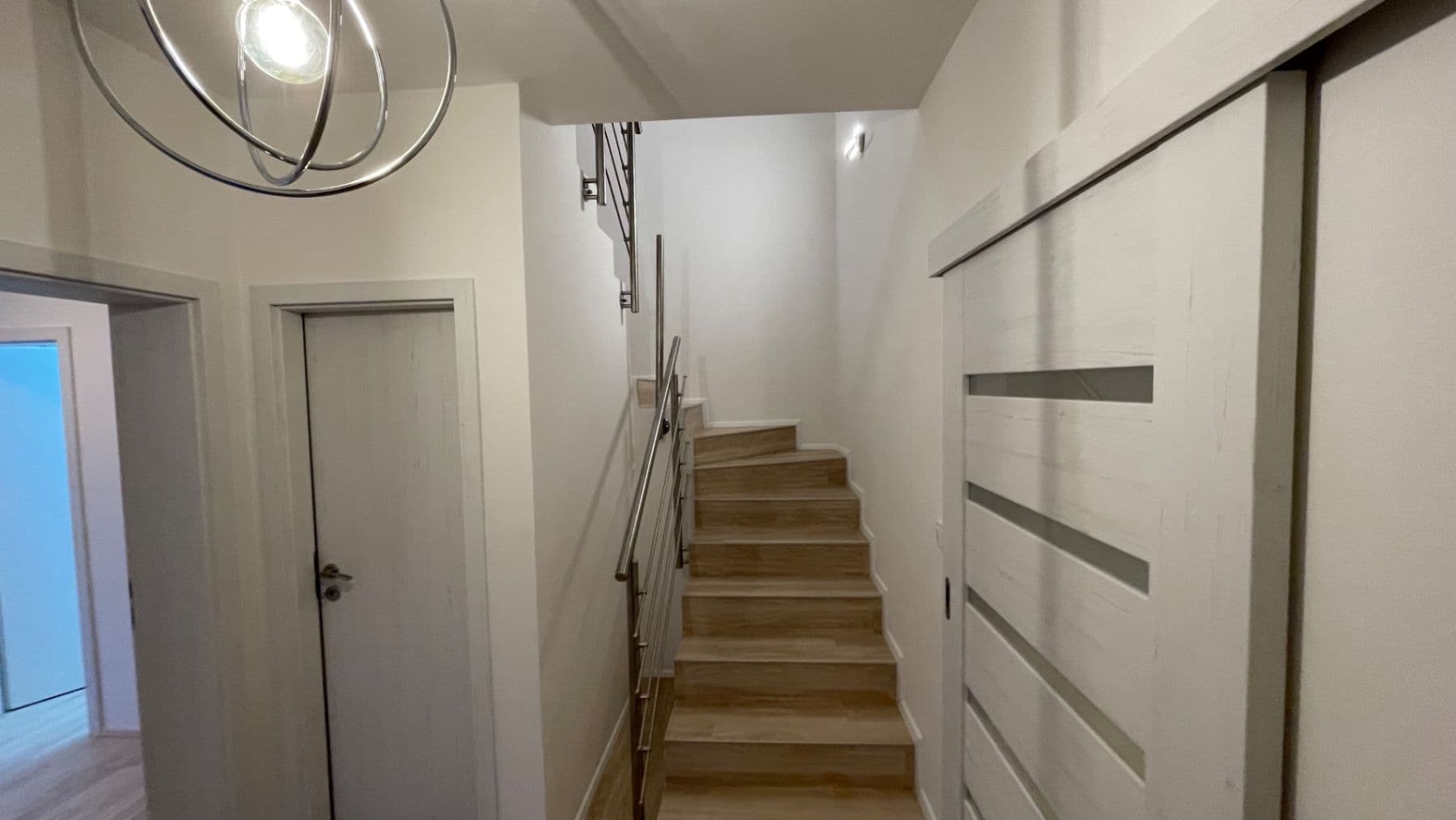 Pronájem domu 120 m², pozemek 700 m², Na Beránku Ⅱ, Ořech, Středočeský kraj Pronájem domu 120 m², pozemek 700 m², Na Beránku Ⅱ, Ořech, Středočeský kraj