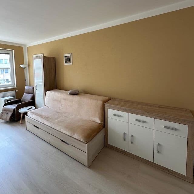 Pronájem bytu 1+kk 34 m², Hornoměcholupská, Praha, Praha Pronájem bytu 1+kk 34 m², Hornoměcholupská, Praha, Praha