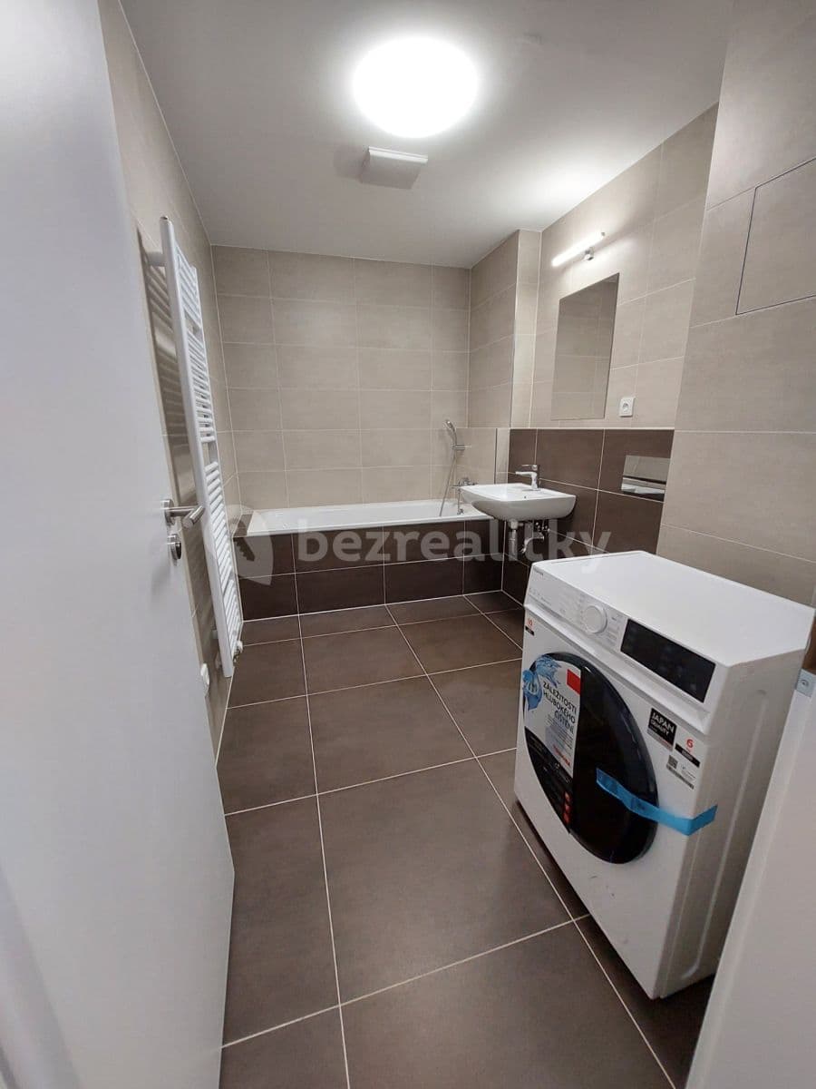 Pronájem bytu 1+kk 32 m², Olgy Havlové, Praha, Praha Pronájem bytu 1+kk 32 m², Olgy Havlové, Praha, Praha
