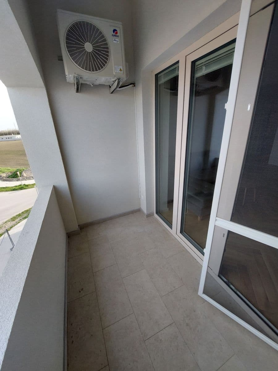 Pronájem bytu 2+1 45 m², Cesta svätého Krištofa, Dunajská Streda, Trnavský kraj Pronájem bytu 2+1 45 m², Cesta svätého Krištofa, Dunajská Streda, Trnavský kraj