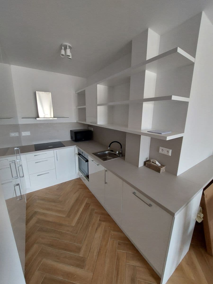 Pronájem bytu 2+1 45 m², Cesta svätého Krištofa, Dunajská Streda, Trnavský kraj Pronájem bytu 2+1 45 m², Cesta svätého Krištofa, Dunajská Streda, Trnavský kraj