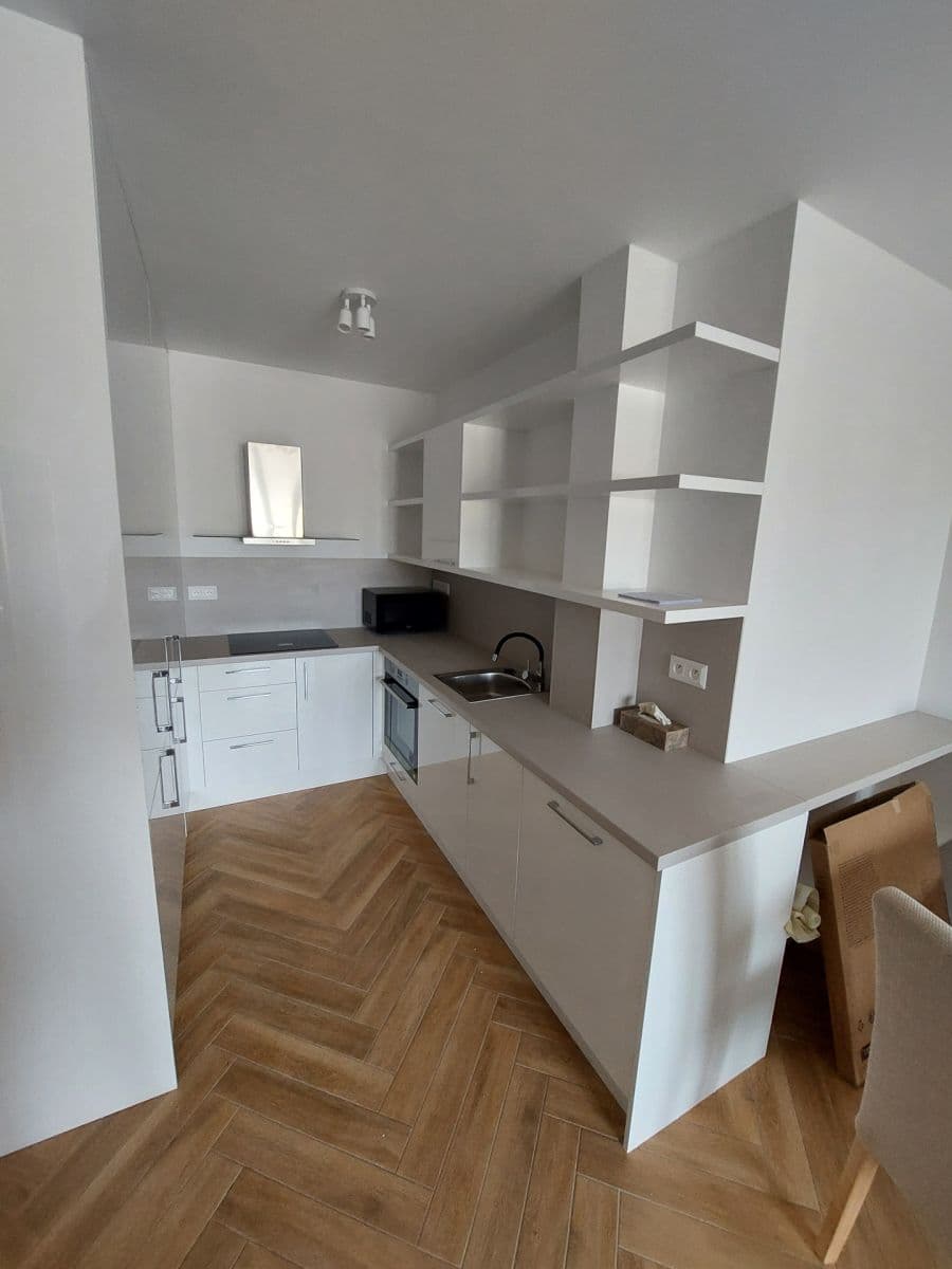 Pronájem bytu 2+1 45 m², Cesta svätého Krištofa, Dunajská Streda, Trnavský kraj Pronájem bytu 2+1 45 m², Cesta svätého Krištofa, Dunajská Streda, Trnavský kraj