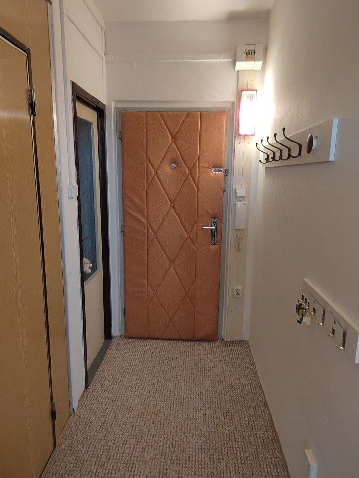 Pronájem bytu 1+1 42 m², Na Větrníku, Chrudim, Pardubický kraj Pronájem bytu 1+1 42 m², Na Větrníku, Chrudim, Pardubický kraj