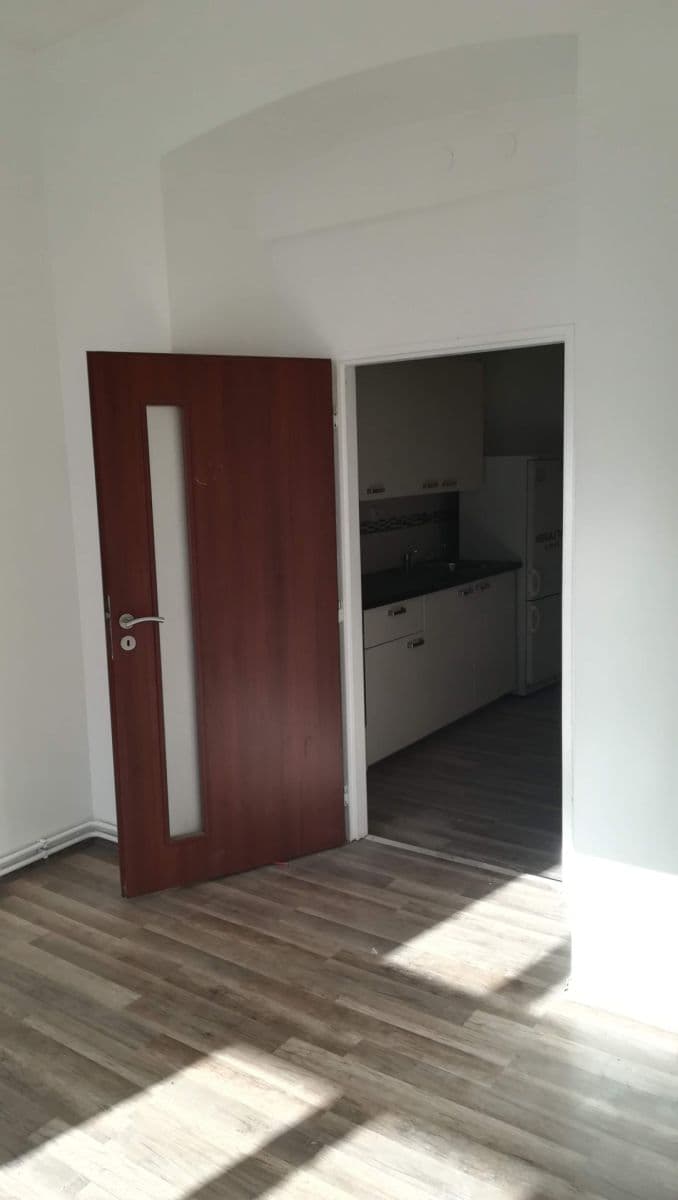 Pronájem bytu 2+1 48 m², Husitská, Praha, Praha Pronájem bytu 2+1 48 m², Husitská, Praha, Praha