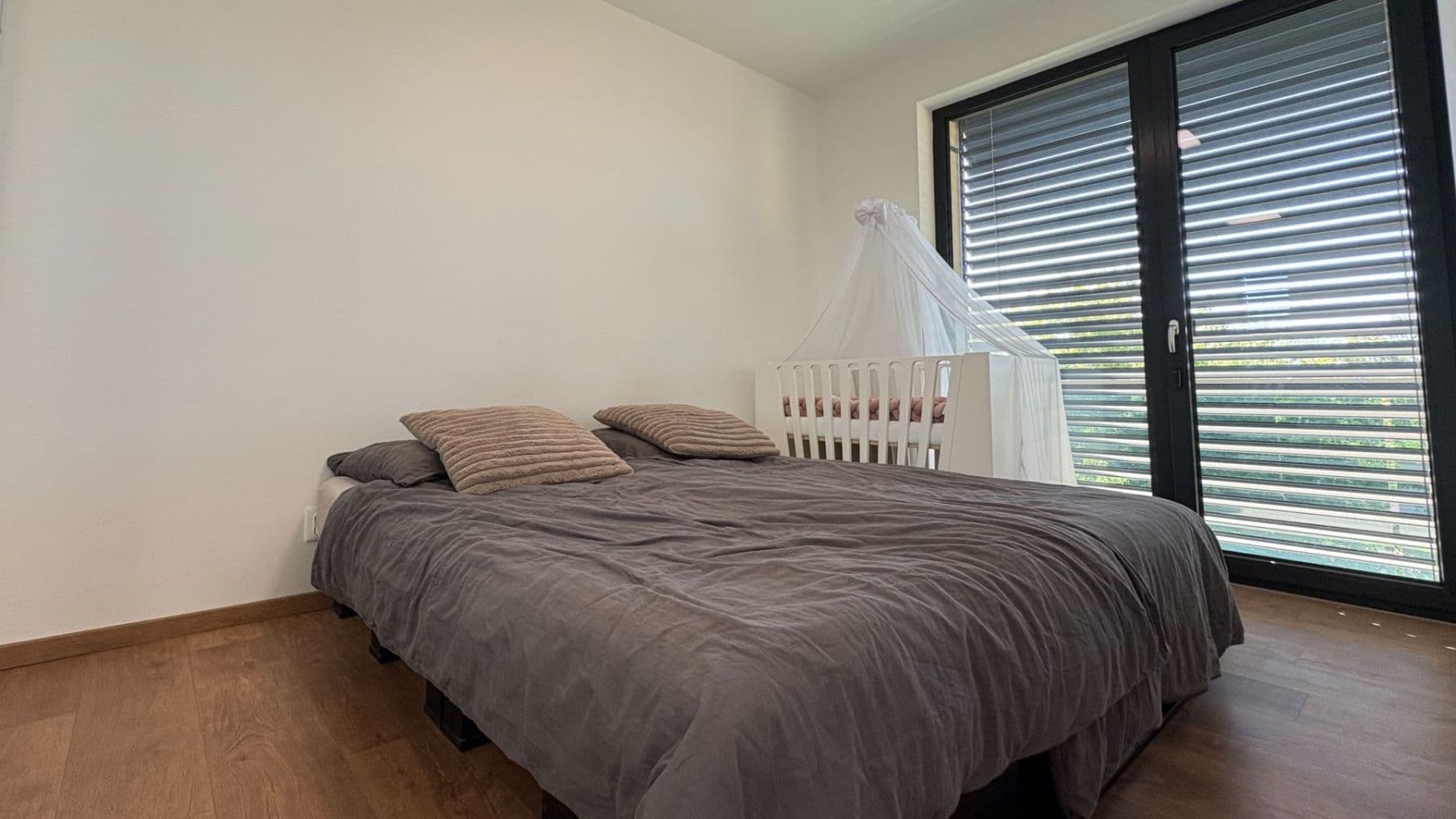 Pronájem bytu 2+kk 59 m², Pálenecká, Hradec Králové, Královéhradecký kraj Pronájem bytu 2+kk 59 m², Pálenecká, Hradec Králové, Královéhradecký kraj