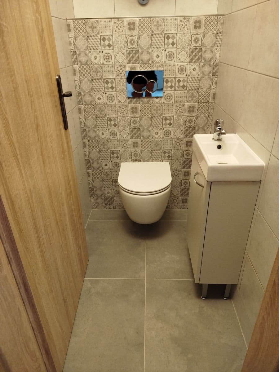 Pronájem bytu 2+1 62 m², V Podhájí, Veleň, Středočeský kraj Pronájem bytu 2+1 62 m², V Podhájí, Veleň, Středočeský kraj