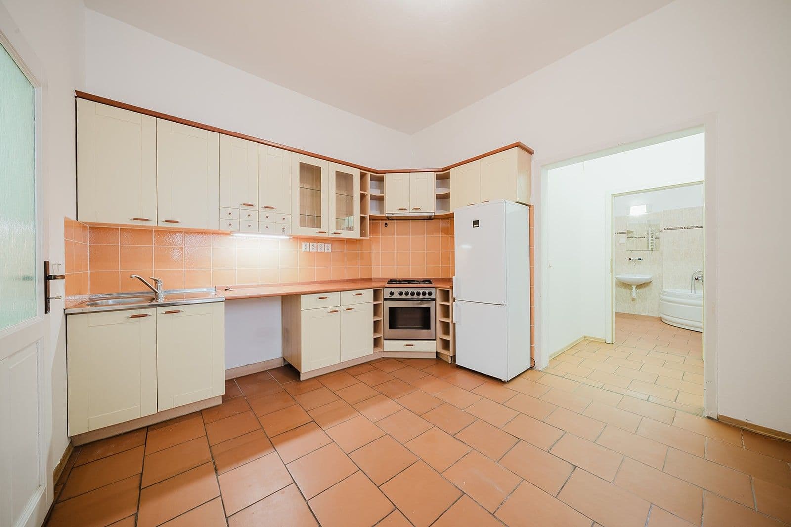 Pronájem bytu 1+1 63 m², Malostranské náměstí, Praha, Praha Pronájem bytu 1+1 63 m², Malostranské náměstí, Praha, Praha