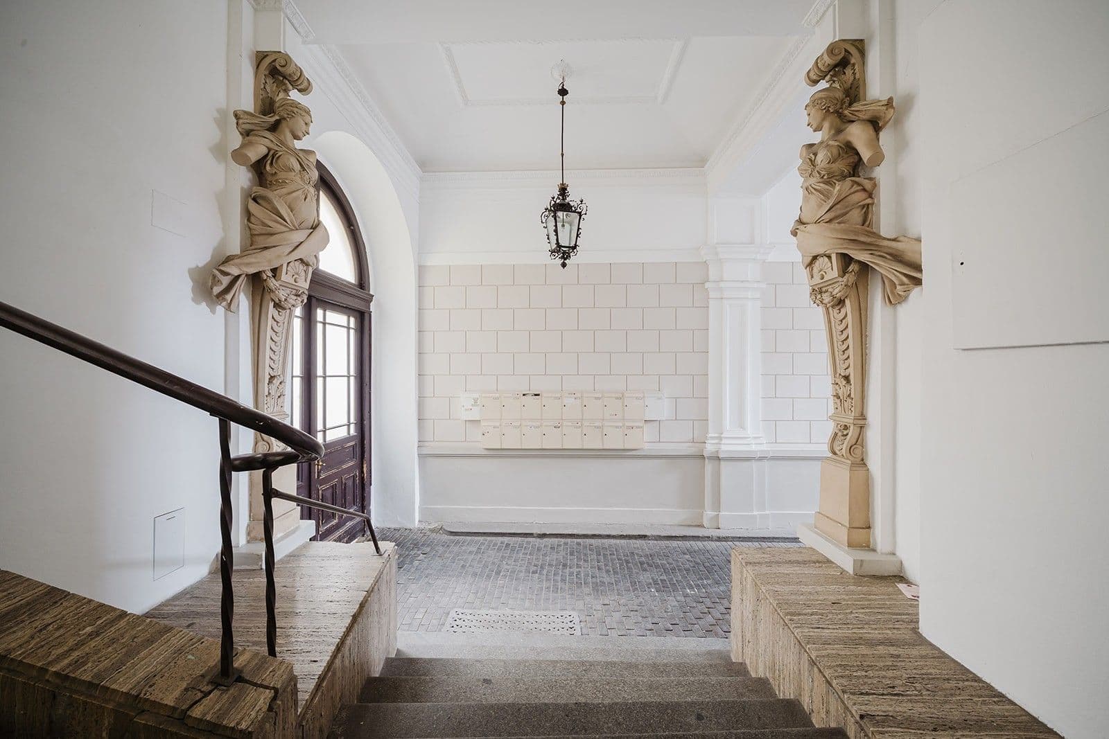 Pronájem bytu 1+1 63 m², Malostranské náměstí, Praha, Praha Pronájem bytu 1+1 63 m², Malostranské náměstí, Praha, Praha