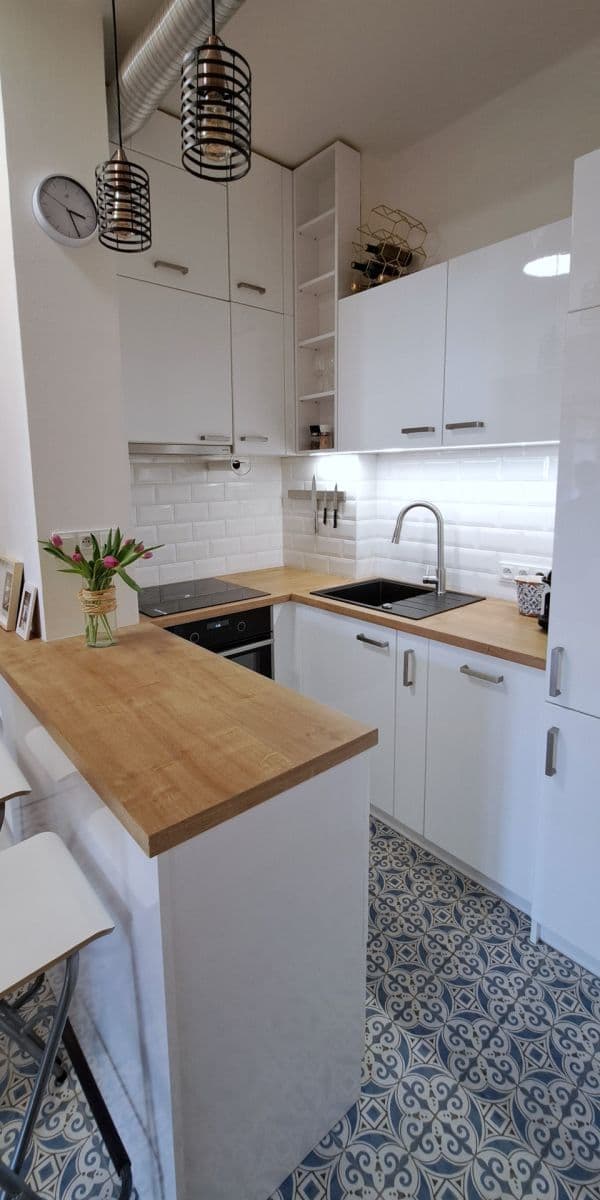 Pronájem bytu 2+1 44 m², Mikuláše z Husi, Praha, Praha Pronájem bytu 2+1 44 m², Mikuláše z Husi, Praha, Praha