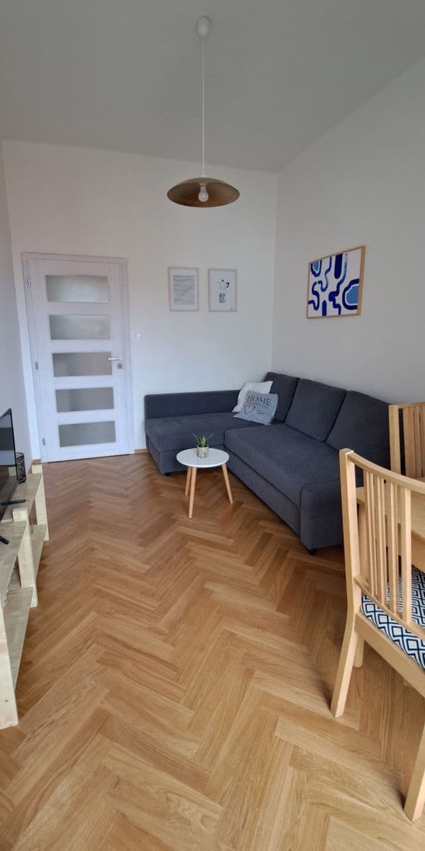 Pronájem bytu 2+1 44 m², Mikuláše z Husi, Praha, Praha Pronájem bytu 2+1 44 m², Mikuláše z Husi, Praha, Praha