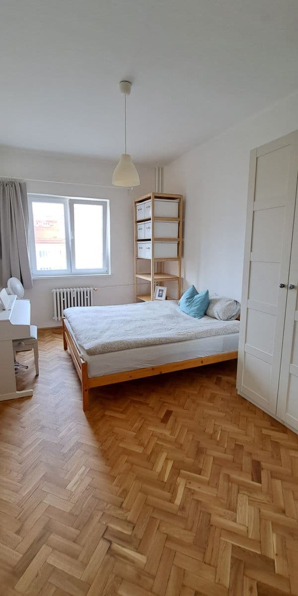 Pronájem bytu 2+1 44 m², Mikuláše z Husi, Praha, Praha Pronájem bytu 2+1 44 m², Mikuláše z Husi, Praha, Praha