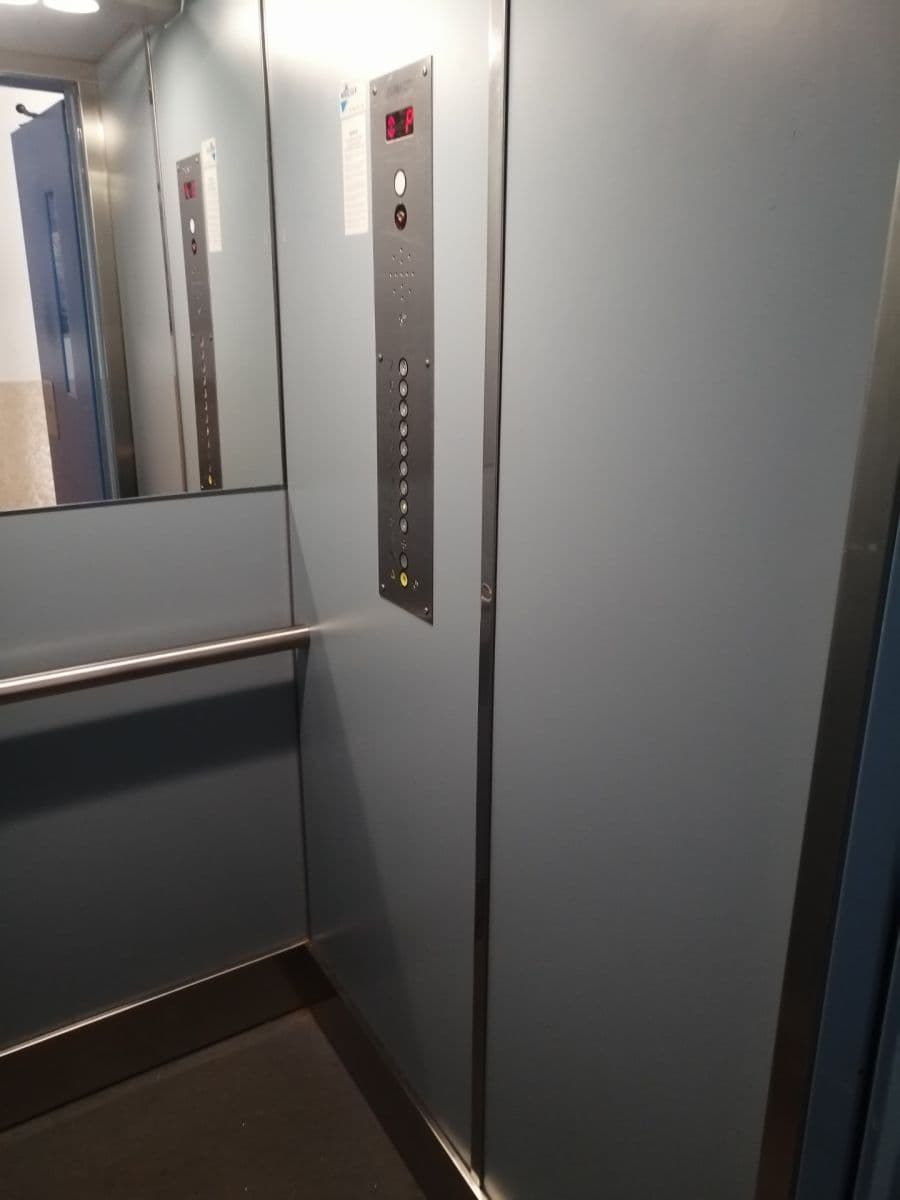 Prodej bytu 2+1 56 m², Úpská, Trutnov, Královéhradecký kraj Prodej bytu 2+1 56 m², Úpská, Trutnov, Královéhradecký kraj