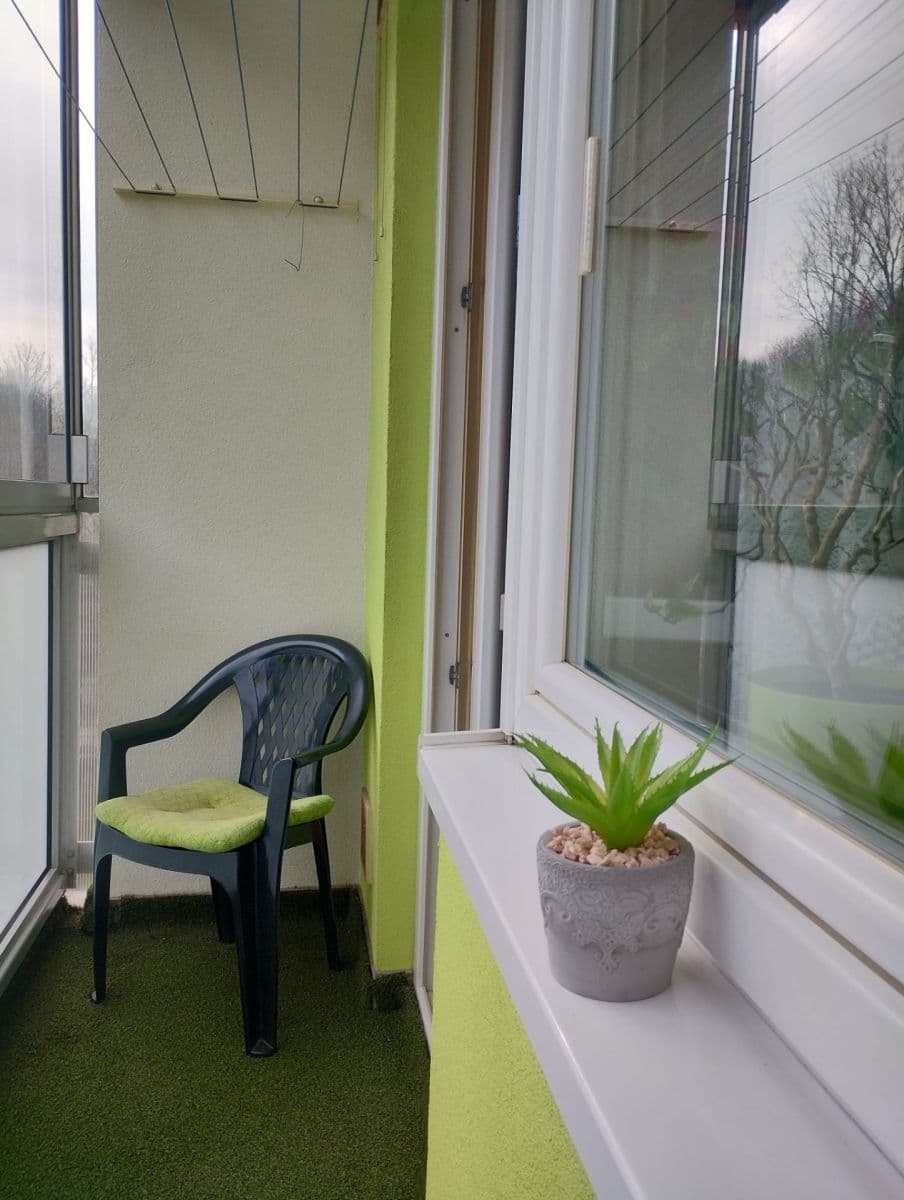 Prodej bytu 2+1 56 m², Úpská, Trutnov, Královéhradecký kraj Prodej bytu 2+1 56 m², Úpská, Trutnov, Královéhradecký kraj