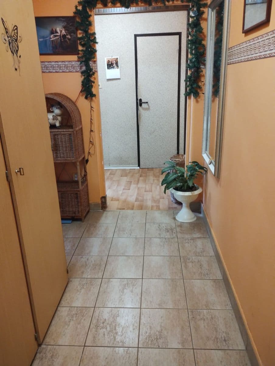 Prodej bytu 2+1 56 m², Úpská, Trutnov, Královéhradecký kraj Prodej bytu 2+1 56 m², Úpská, Trutnov, Královéhradecký kraj