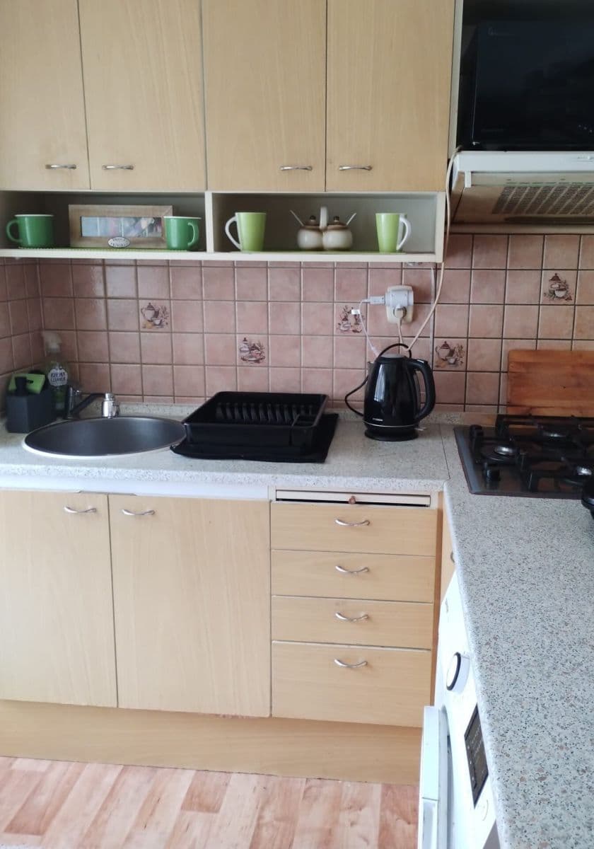 Prodej bytu 2+1 56 m², Úpská, Trutnov, Královéhradecký kraj Prodej bytu 2+1 56 m², Úpská, Trutnov, Královéhradecký kraj