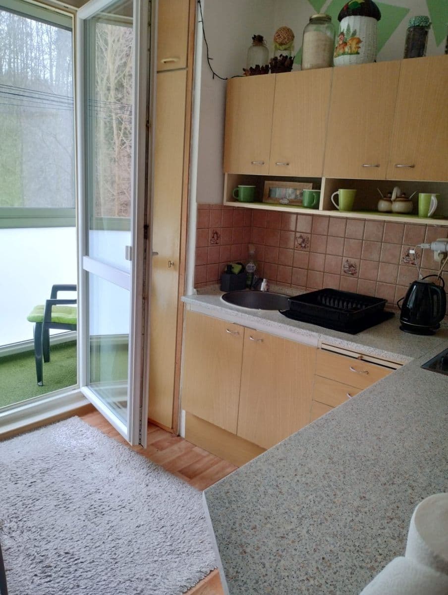 Prodej bytu 2+1 56 m², Úpská, Trutnov, Královéhradecký kraj Prodej bytu 2+1 56 m², Úpská, Trutnov, Královéhradecký kraj