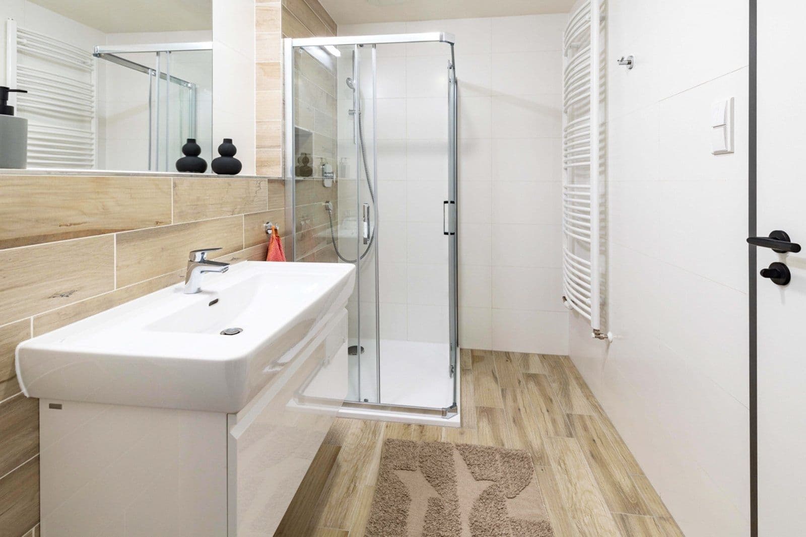 Pronájem bytu 3+kk 92 m², Vrbenského, Praha, Praha Pronájem bytu 3+kk 92 m², Vrbenského, Praha, Praha